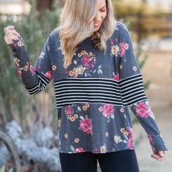 Boutique Simplified Middle Of The Road Colorblock Top 18 Boutique Simplified Middle Of The Road Colorblock Top