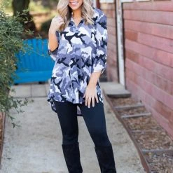 Boutique Simplified Master Of Disguise 3/4 Sleeve Top New Arrivals