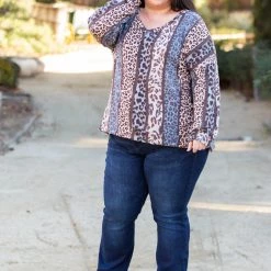 Boutique Simplified Beyond The Headlines Pullover New Arrivals