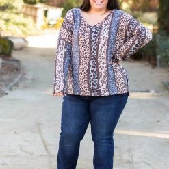 Boutique Simplified Beyond The Headlines Pullover New Arrivals