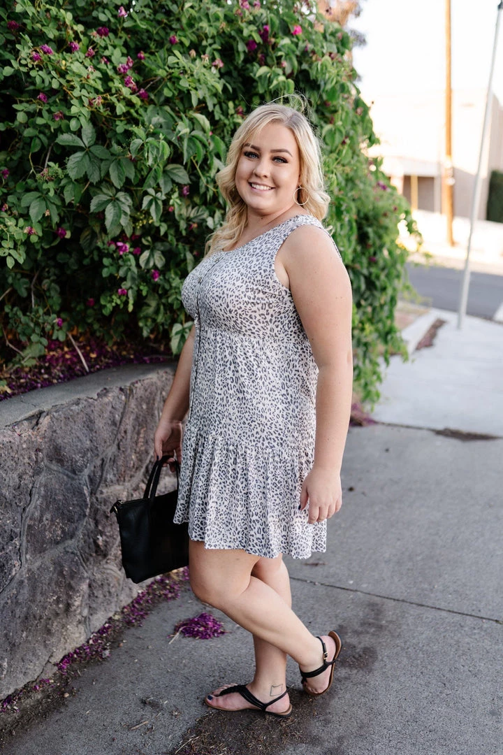 No Ship Drop Ship New Arrivals Leapin Leopard Sleeveless Dress 6 No Ship Drop Ship New Arrivals Leapin Leopard Sleeveless Dress