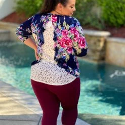 Boutique Simplified Floral Ruffles And Lace 3/4 Sleeve Top New Arrivals