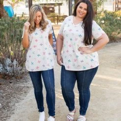 Boutique Simplified Butterfly Kisses Short Sleeve Top