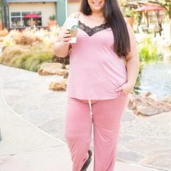 Boutique Simplified Fit For Royalty Sleeveless Top New Arrivals