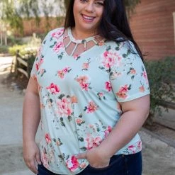 Boutique Simplified New Arrivals Minty Fresh Caged Top