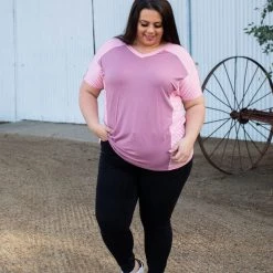 Boutique Simplified Rosey Cheeks Short Sleeve Top