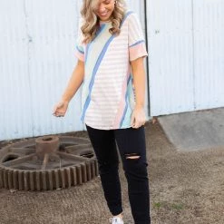 Boutique Simplified Flashback Short Sleeve Top New Arrivals