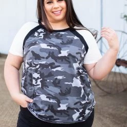 Boutique Simplified New Arrivals Camouflage In Darkness Short Sleeve Raglan