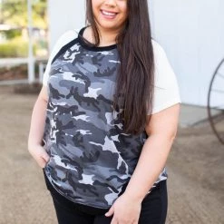 Boutique Simplified New Arrivals Camouflage In Darkness Short Sleeve Raglan