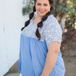 Boutique Simplified Spring Daisy Babydoll Top