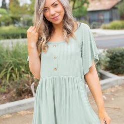 Boutique Simplified New Arrivals Precious Meadows Flutter Sleeve