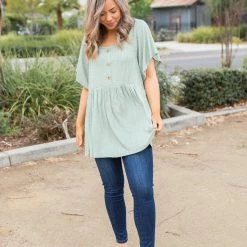 Boutique Simplified New Arrivals Precious Meadows Flutter Sleeve