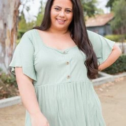 Boutique Simplified New Arrivals Precious Meadows Flutter Sleeve