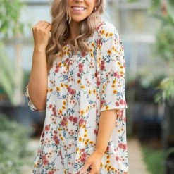 Boutique Simplified Spring Blossoms Short Sleeve Top