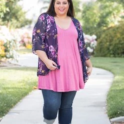 Boutique Simplified Midnight Floral Kimono