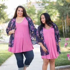 Boutique Simplified Midnight Floral Kimono