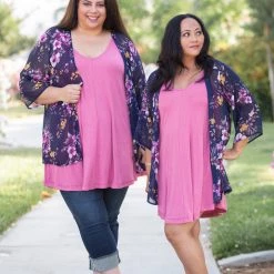 Boutique Simplified Midnight Floral Kimono
