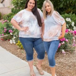 Boutique Simplified Silver Fox Short Sleeve Top