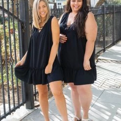 Boutique Simplified Summer Noir Ruffled Dress