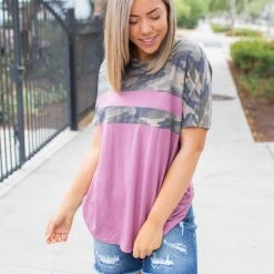 Boutique Simplified Woman Rising Colorblock Top