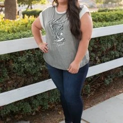 Boutique Simplified Vintage Free Spirit Short Sleeve Top