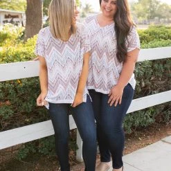 Boutique Simplified Zig To The Zag Short Sleeve Top