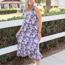 Boutique Simplified Dusty Floral Midi Dress