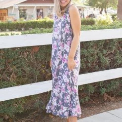 Boutique Simplified Dusty Floral Midi Dress