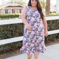 Boutique Simplified Dusty Floral Midi Dress