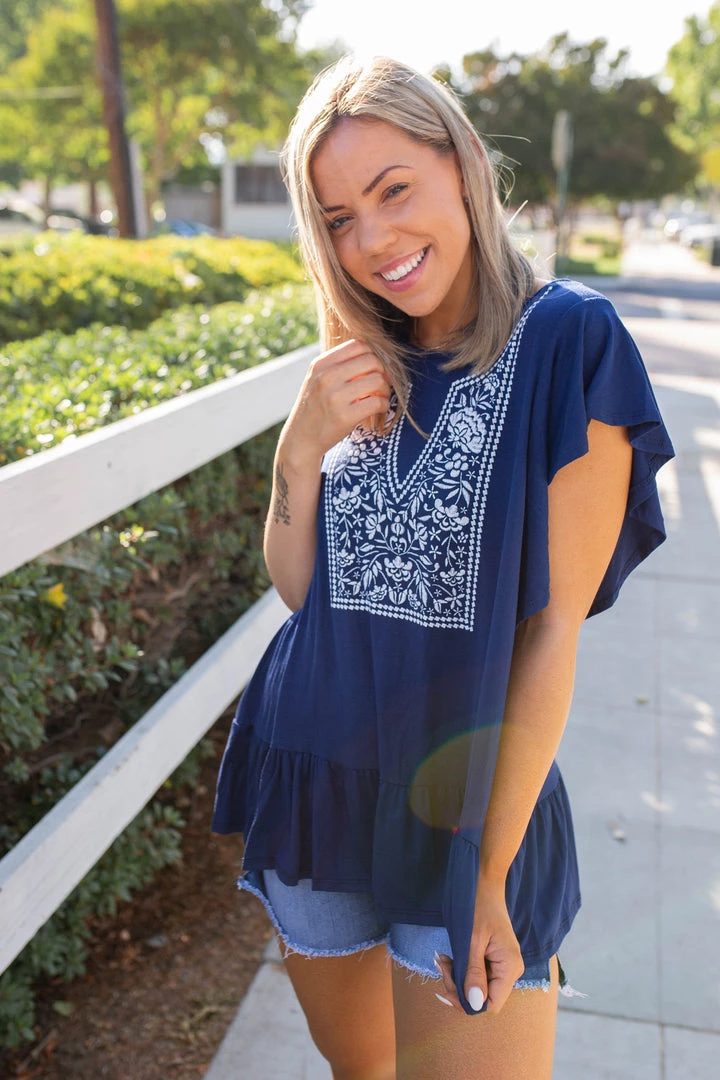 Boutique Simplified Royal Coat Of Arms Ruffled Top New Arrivals 4 Boutique Simplified Royal Coat Of Arms Ruffled Top New Arrivals