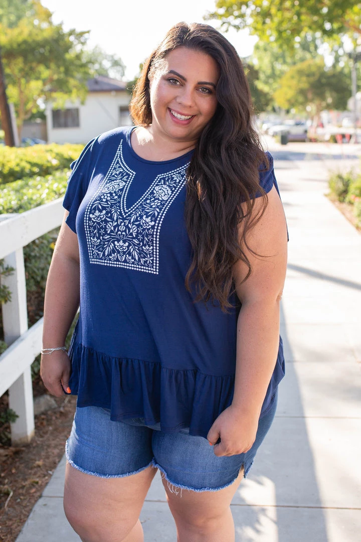 Boutique Simplified Royal Coat Of Arms Ruffled Top New Arrivals 7 Boutique Simplified Royal Coat Of Arms Ruffled Top New Arrivals