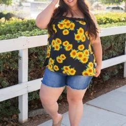 Boutique Simplified Golden One Tank New Arrivals