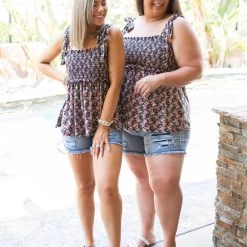 Boutique Simplified New Arrivals Delightfully Dainty Sleeveless Top 13 Boutique Simplified New Arrivals Delightfully Dainty Sleeveless Top