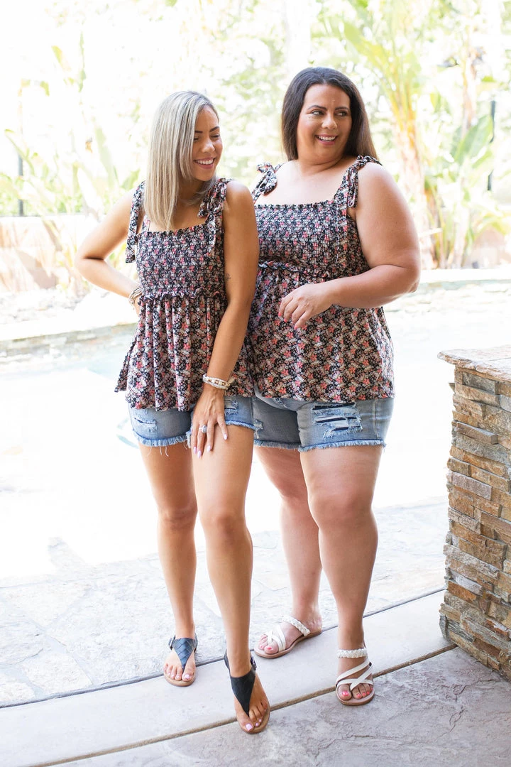 Boutique Simplified New Arrivals Delightfully Dainty Sleeveless Top 6 Boutique Simplified New Arrivals Delightfully Dainty Sleeveless Top