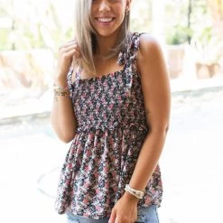 Boutique Simplified New Arrivals Delightfully Dainty Sleeveless Top 14 Boutique Simplified New Arrivals Delightfully Dainty Sleeveless Top