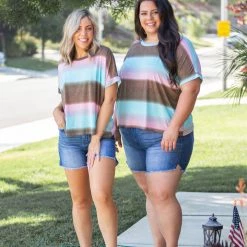 Boutique Simplified New Arrivals Gradiently Striped Boxy Tee