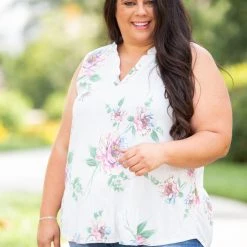 Boutique Simplified New Arrivals Pop Of Floral Sleeveless Gabby