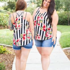 Boutique Simplified New Arrivals Vertical Illusions Tank