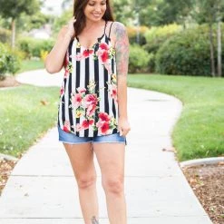 Boutique Simplified New Arrivals Vertical Illusions Tank