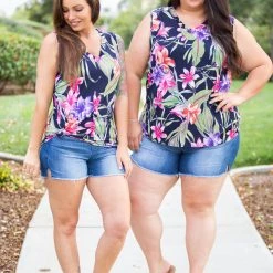 Boutique Simplified Pura Vida Sleeveless Top