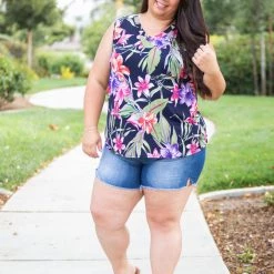 Boutique Simplified Pura Vida Sleeveless Top