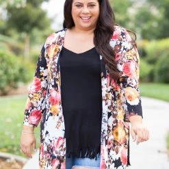 Boutique Simplified Swooning Open Face Kimono