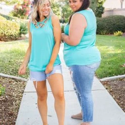 Boutique Simplified New Arrivals Criss Cross You Don't Stop - Mint