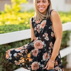 Boutique Simplified Rustic Rose Sleeveless Top