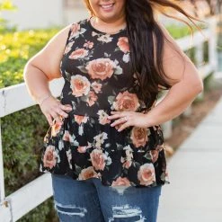 Boutique Simplified Rustic Rose Sleeveless Top