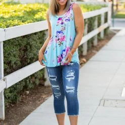 Boutique Simplified New Arrivals Marvelous Floral Tank