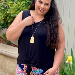 Boutique Simplified Beautiful Everyday Front Tie Tank