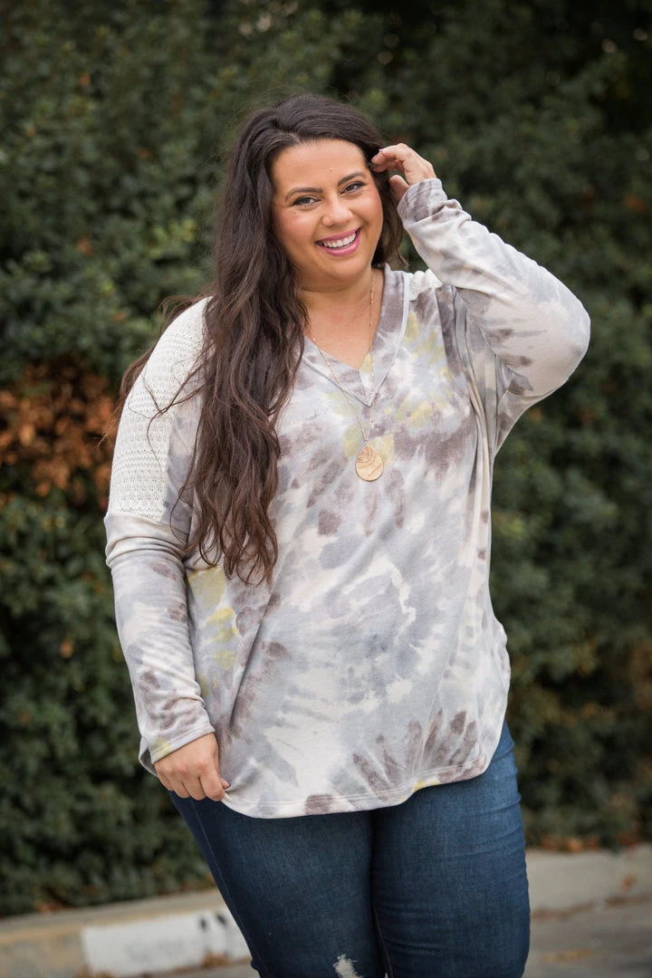 Boutique Simplified Dainty Diva V-Neck Top - Plus 3 Boutique Simplified Dainty Diva V-Neck Top - Plus