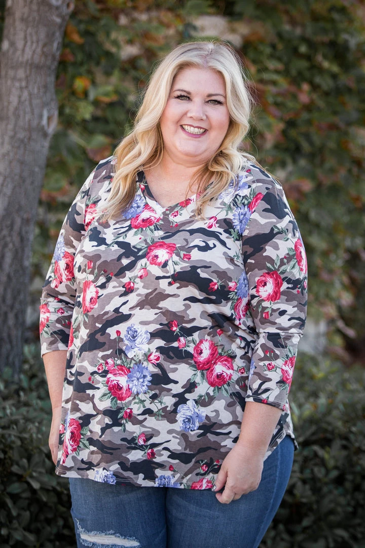 Boutique Simplified Red Dawn V-Neck Gabby New Arrivals 7 Boutique Simplified Red Dawn V-Neck Gabby New Arrivals