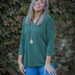 Boutique Simplified Quaint And Comfy 3/4 Sleeve Top In Olive